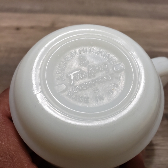 Vintage Snoopy Fire-King Milk Glass Mug ALLERGIC - Picture 4 of 4